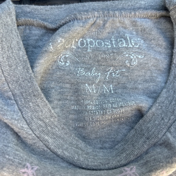 Aeropostale women’s tshirt- size M - Picture 3 of 3